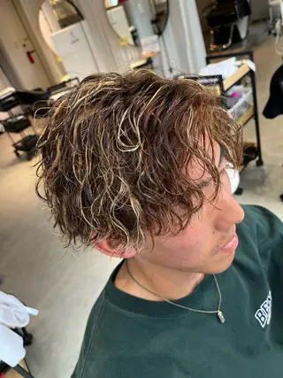 ショート カラー パーマ メンズ APREKO RIKUのヘアスタイル