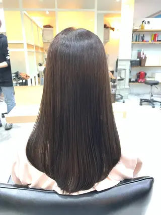 ロング カラー パーマ 髪質改善🩵艶髪 ストレート🩵山口のヘアスタイル