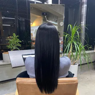 ロング 茜璃/ブリーチカラー /レイヤーカットのヘアスタイル