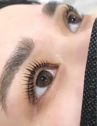 ネイル マツエク・マツパ アイブロウ Nail&eye Belire 新宿のネイルデザイン