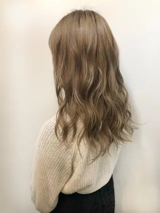 セミロング カラー 女性リピ90%🍨 🩷佐藤みずきのヘアスタイル