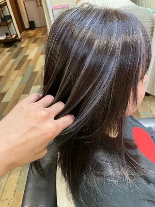 ミディアム カラー 美容歴１８年以上🌈 山口のヘアスタイル