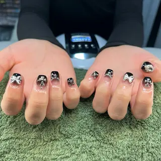 ネイル MHR nailのネイルデザイン