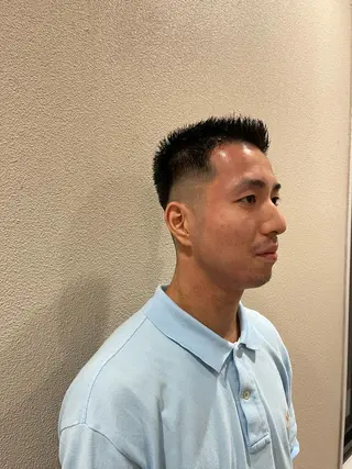 メンズ KNOWHOW京都所属・トレンド/顔まわり/ レイヤー/グレージュのヘアスタイル