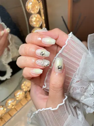 ネイル 23時まで❤︎韓国、 ワンホンネイルのネイルデザイン