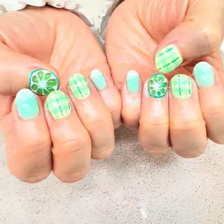 ネイル 重永 夏南のネイルデザイン