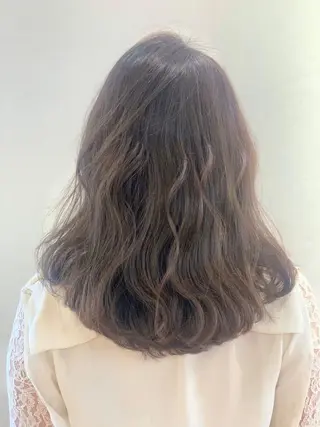 ミディアム 太田 妃乃のヘアスタイル