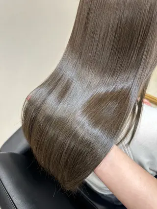 ロング カラー 中原 澪のヘアスタイル