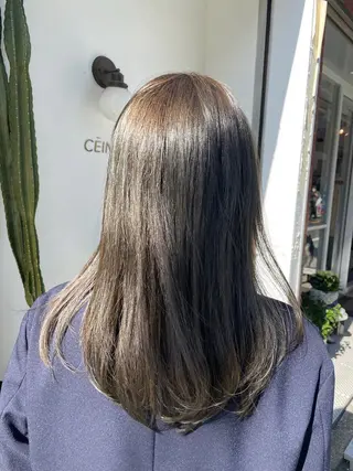 セミロング みやした もあのヘアスタイル