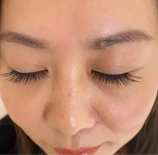 マツエク・マツパ ゆり❤️愛.ラッシュ AURAのマツエク・マツパデザイン