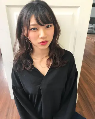 セミロング カラー パーマ ヘアアレンジ 成松 勇治のヘアスタイル