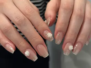 ネイル uri☺︎︎ natsumiのネイルデザイン