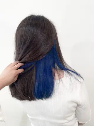 カラー 乳井 悠香のヘアスタイル