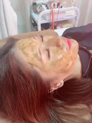 美容鍼灸サロン mahoroba院長のエステ・リラクイメージ