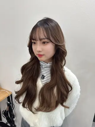 ロング kiti SAKAE所属・のり/顔まわり/韓国 /レイヤーカットのヘアスタイル