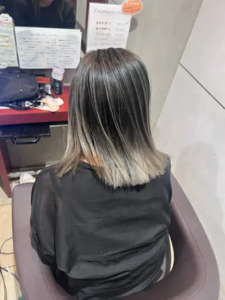 セミロング 坂本 優輝のヘアスタイル