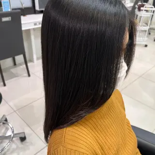 セミロング 【センターパート/ マッシュ】ryokaのヘアスタイル