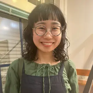 ミディアム パーマ Lilu しずくのヘアスタイル