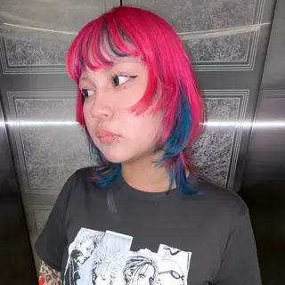 カラー Kurumi Nakayamaのヘアスタイル