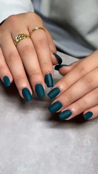 ネイル 関山 志乃のネイルデザイン