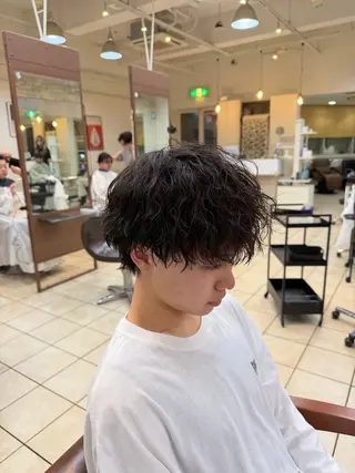 ショート パーマ スパイキーショート/ メンズパーマ/関内涼のヘアスタイル