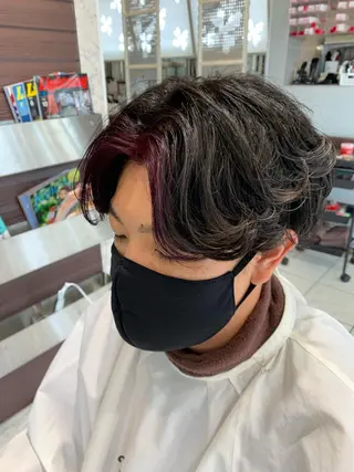 カラー メンズ 山下竣介 ヘアカラー専門美容師のヘアスタイル