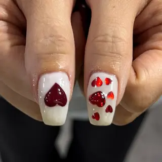 ミディアム 小川 柚香のネイルデザイン