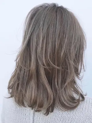 セミロング カラー 宗近 拓磨のヘアスタイル