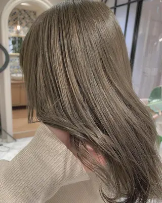 ミディアム レイヤー🇰🇷 韓国ヘア💕トモミのヘアスタイル