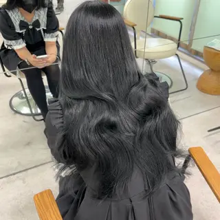 ロング カラー MOE🐈‍⬛🎀 エクステ/ワンホンのヘアスタイル