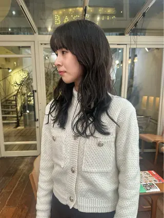 ロング MAKE'S omotesando所属・狐塚 未咲のヘアスタイル