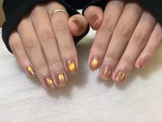 ネイル PIPPY NAILS新宿所属・金 金のネイルデザイン