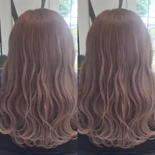ロング カラー 荒木 依莉亜のヘアスタイル
