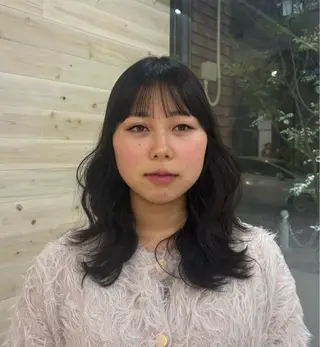 ミディアム 野口 梨紗のヘアスタイル