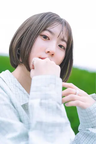 ショート カラー 1inch所属・透明感カラー レイヤー亀井唯登のヘアスタイル