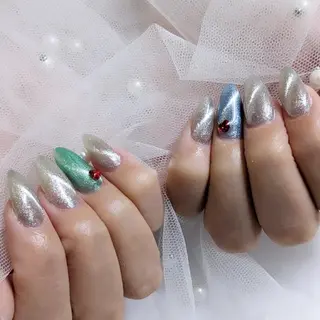 ネイル Lily nail 船橋 yuki🍒のネイルデザイン