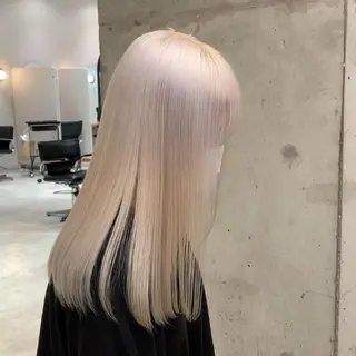 ミディアム カラー サロウィン(SALOWIN)原宿iori店所属・れい🫧 ハイトーン特化のヘアスタイル