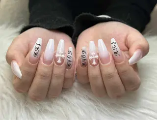 ネイル NIE MoMoのネイルデザイン