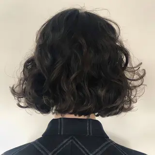 ミディアム カラー パーマ 表参道/髪質改善・ 透明感 colorのヘアスタイル