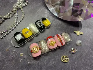 ネイル ちゅるんネイル🪄 耳ツボジュエリー🔗のネイルデザイン