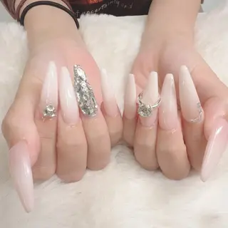 ネイル FILLnail古河店所属・FIILnail MEIのネイルデザイン