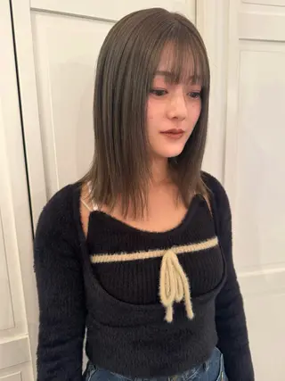 カラー ブリーチカラー🎀 韓国風/寺門美優のヘアスタイル