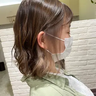 ミディアム カラー nia所属・柔らかブラウン/栄/ tomitaのヘアスタイル