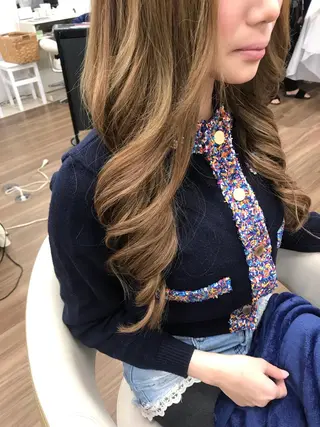 ロング カラー GLOSS 心斎橋 山上のヘアスタイル
