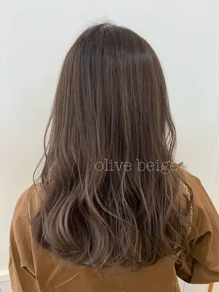 セミロング カラー ぱつっとボブ/ 小野あかねのその他イメージ