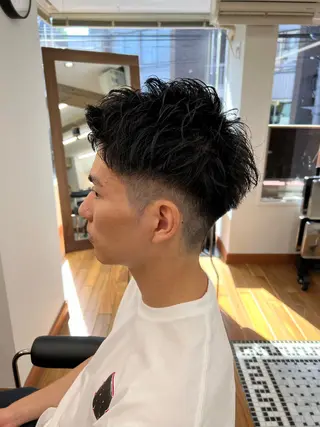 ショート メンズ メンズカット✂️ スキンフェード伊藤陸のヘアスタイル