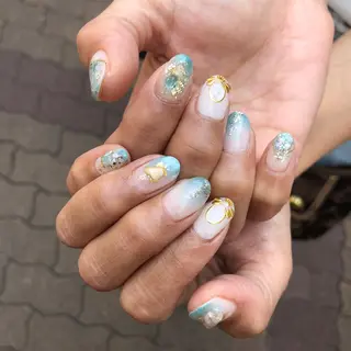 ロング カラー ヘアアレンジ キッズ ネイル マツエク・マツパ 福田 加奈のネイルデザイン