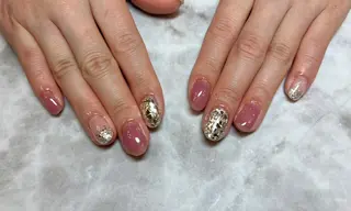 ネイル ネイルリボン 受付スタッフのネイルデザイン