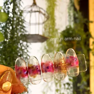 ネイル arm in arm ︎✿Yamamotoのマツエク・マツパデザイン