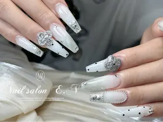 ネイル E.N🦋 長さ出し/持ち込みのネイルデザイン